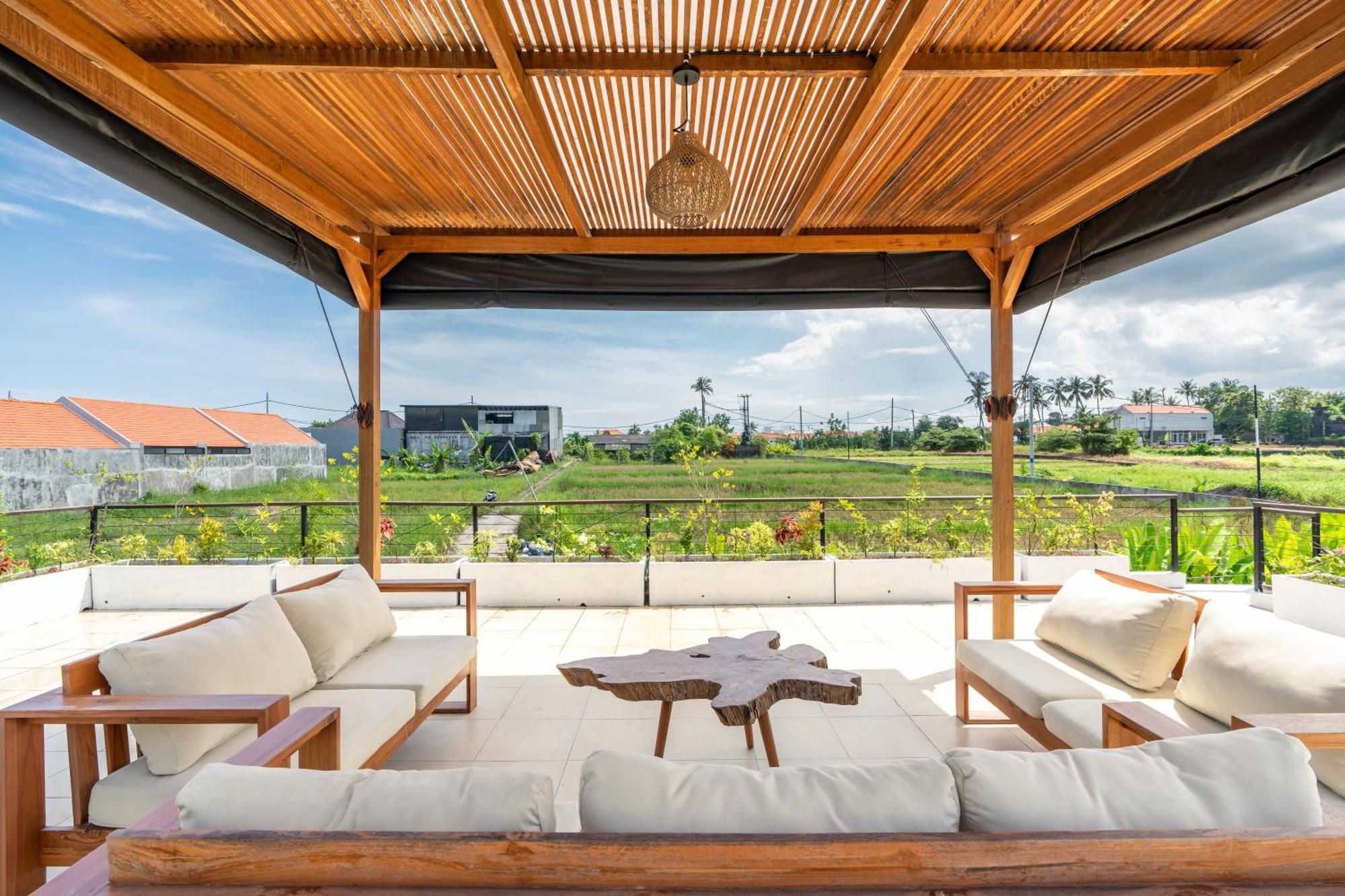Villa Primarosa - Charming 3Br Villa With Rooftop Munggu Ngoại thất bức ảnh