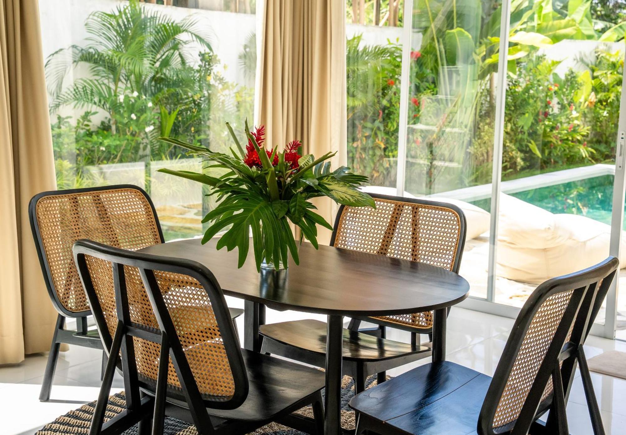 Villa Primarosa - Charming 3Br Villa With Rooftop Munggu Ngoại thất bức ảnh