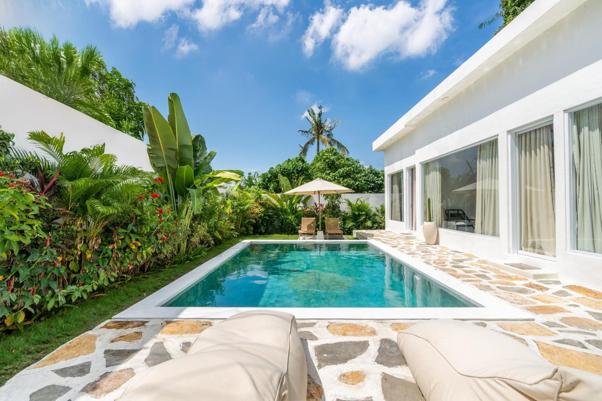 Villa Primarosa - Charming 3Br Villa With Rooftop Munggu Ngoại thất bức ảnh