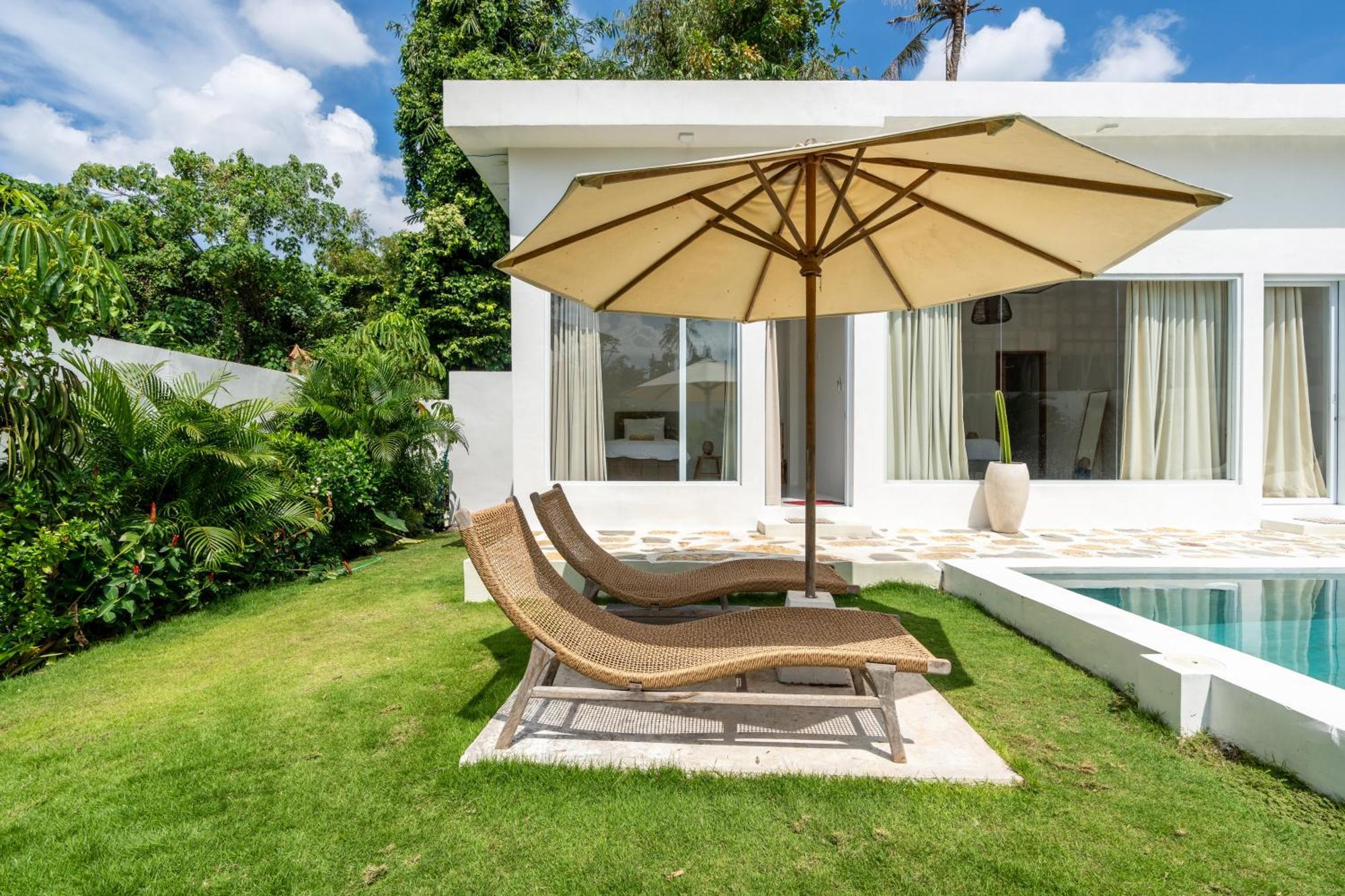 Villa Primarosa - Charming 3Br Villa With Rooftop Munggu Ngoại thất bức ảnh